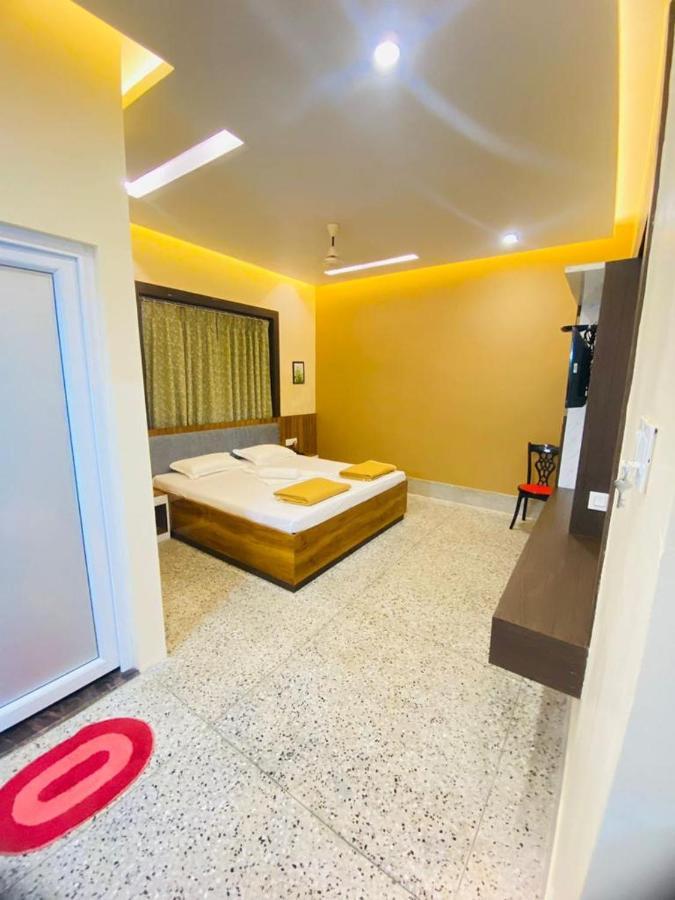 Chanduka Palace Puri Exterior photo